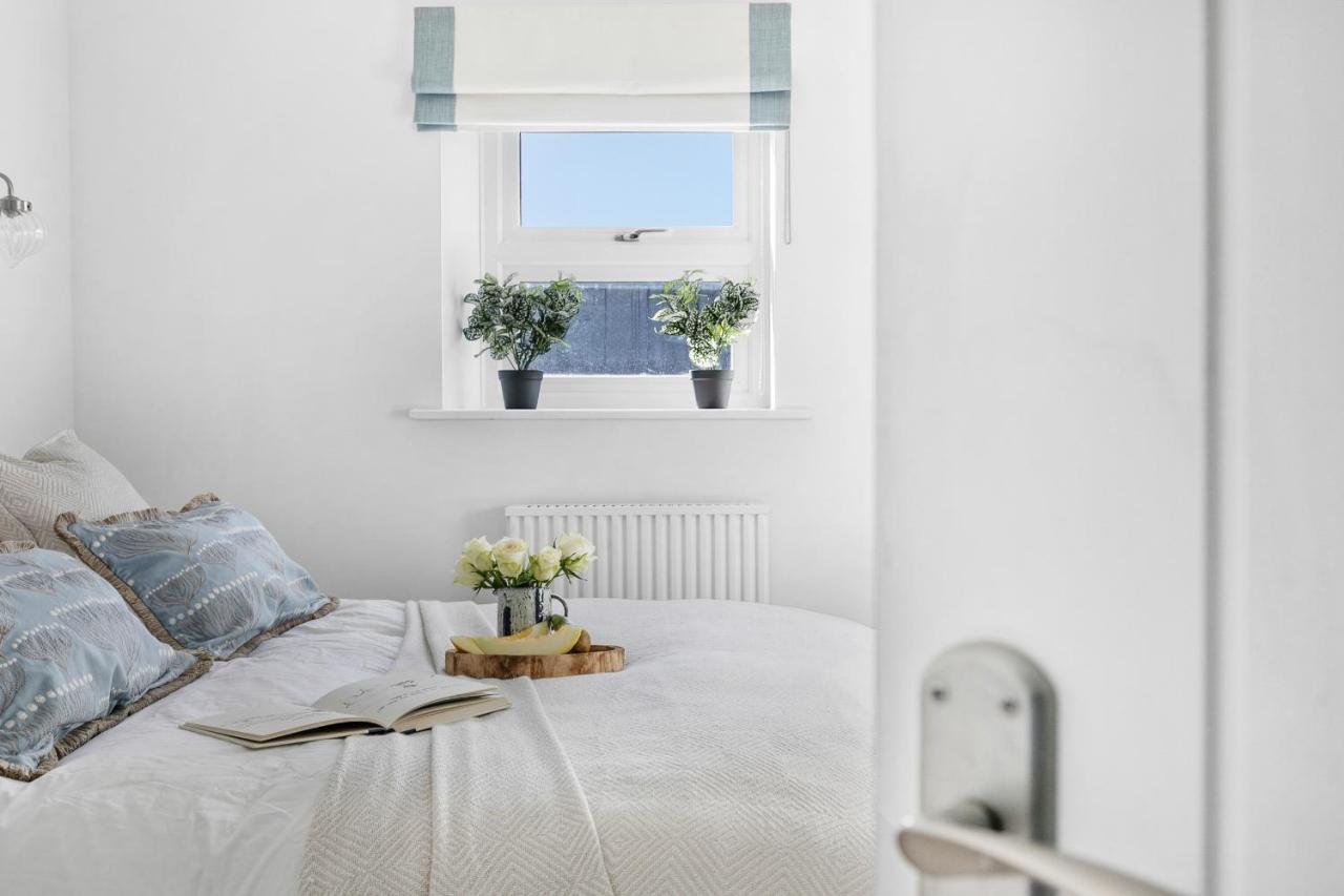 The Seaview Suites At The Corbyn Apartments توركواي المظهر الخارجي الصورة