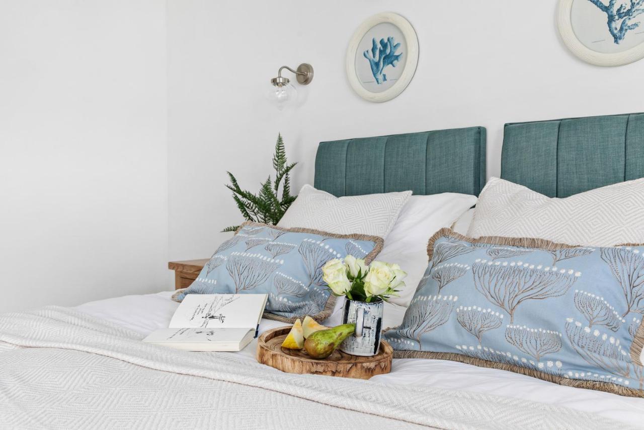 The Seaview Suites At The Corbyn Apartments توركواي المظهر الخارجي الصورة