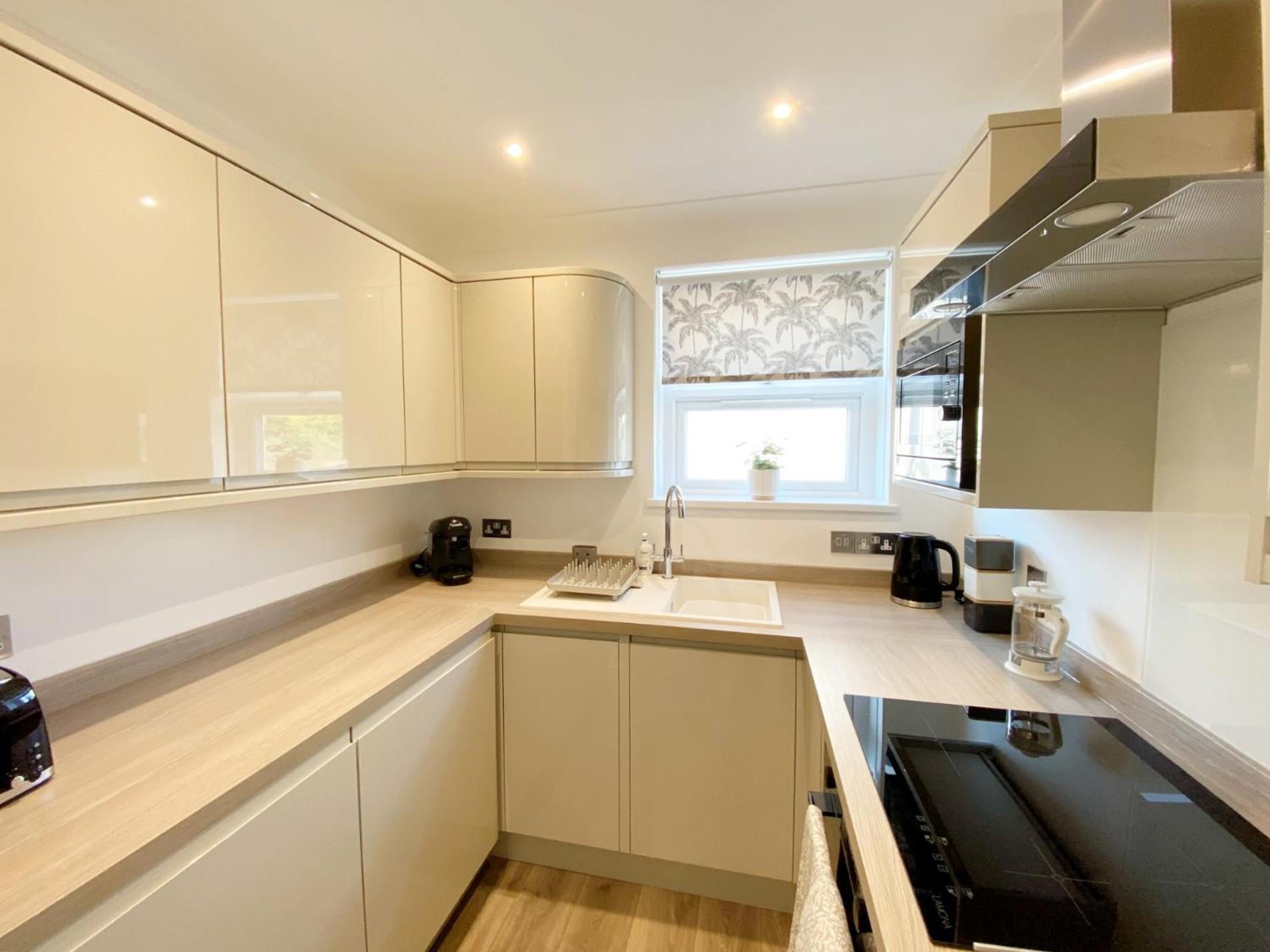 The Seaview Suites At The Corbyn Apartments توركواي المظهر الخارجي الصورة