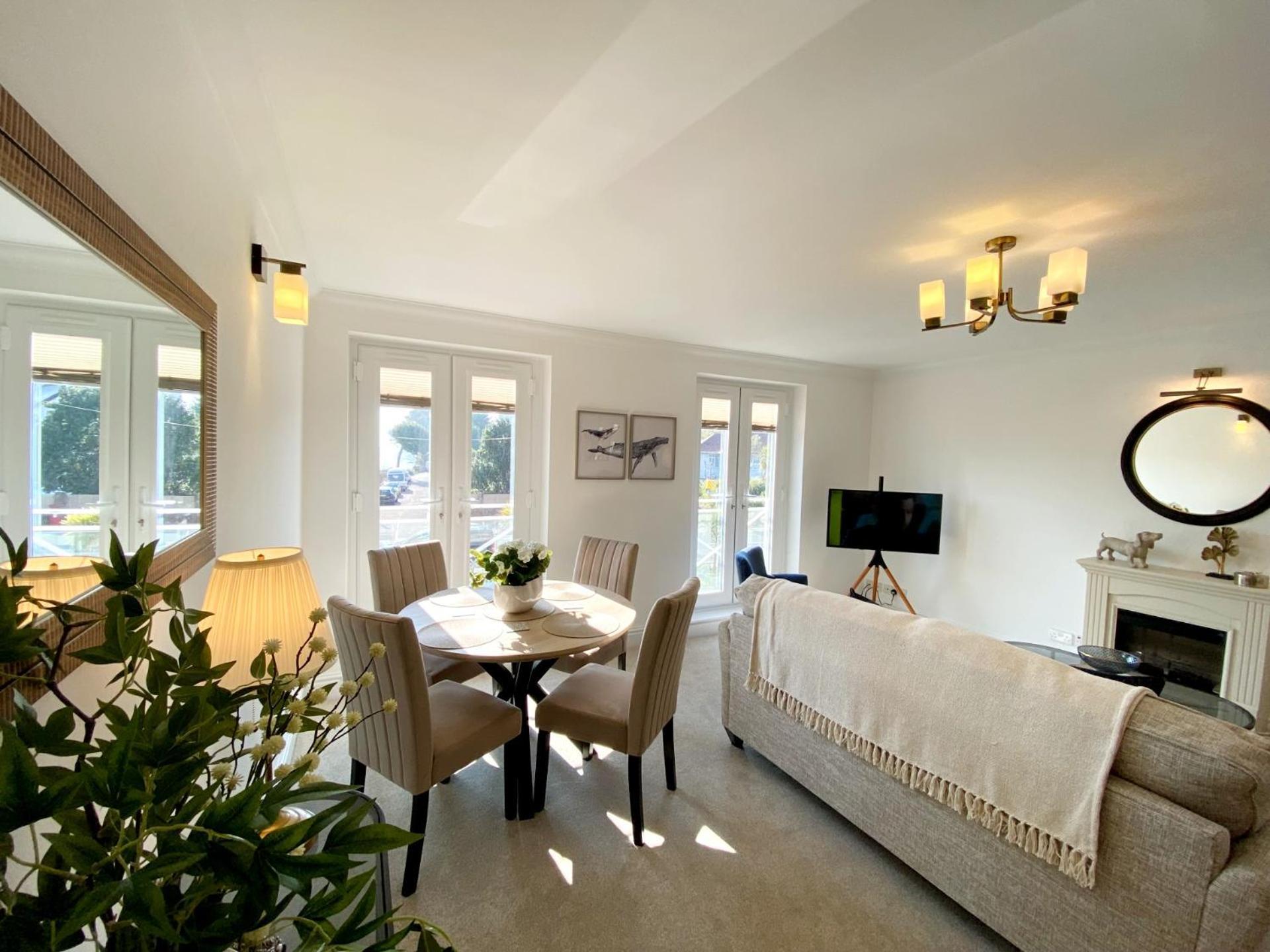 The Seaview Suites At The Corbyn Apartments توركواي المظهر الخارجي الصورة